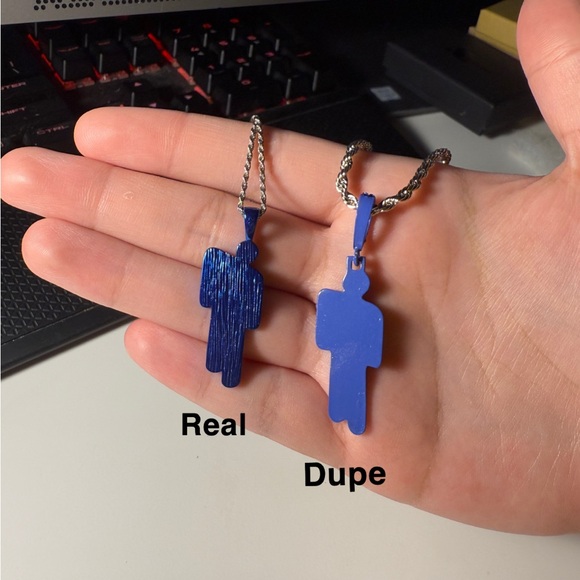 Billie Eilish Blohsh Necklace - Picture 3 of 13